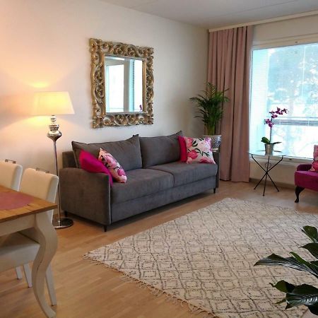 Charming Pine View Apartment Vantaa Exteriér fotografie