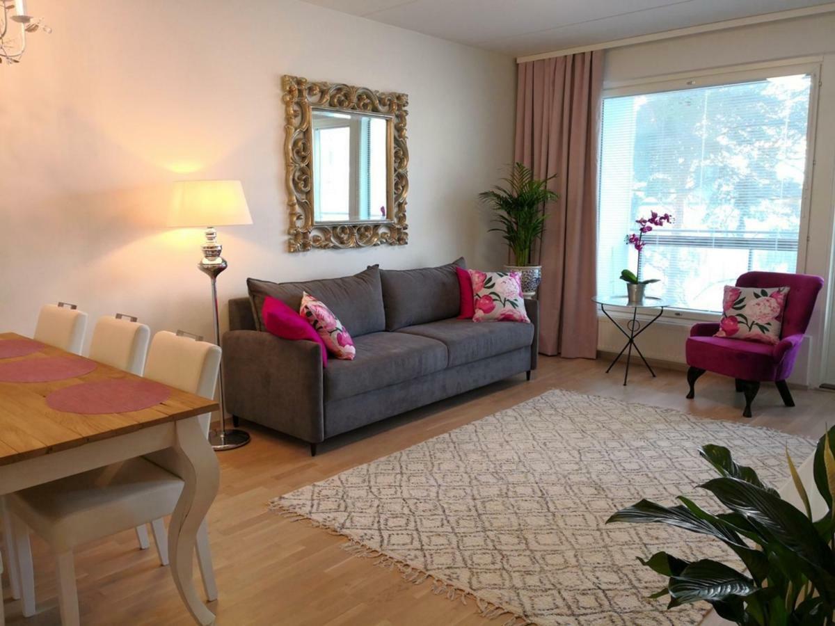 Charming Pine View Apartment Vantaa Exteriér fotografie